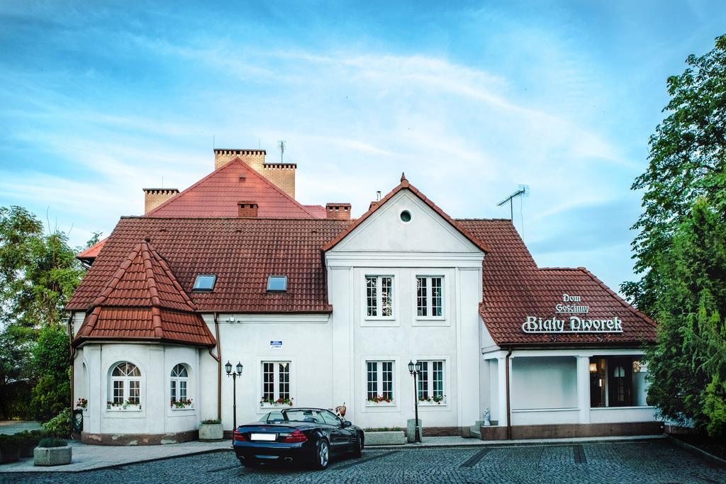 Dom Goscinny Bialy Dworek Czluchow Luaran gambar